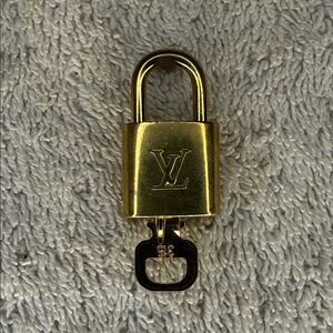 Louis Vuitton Brass '315' Padlock in Goldtone with Goldtone Key [|V]